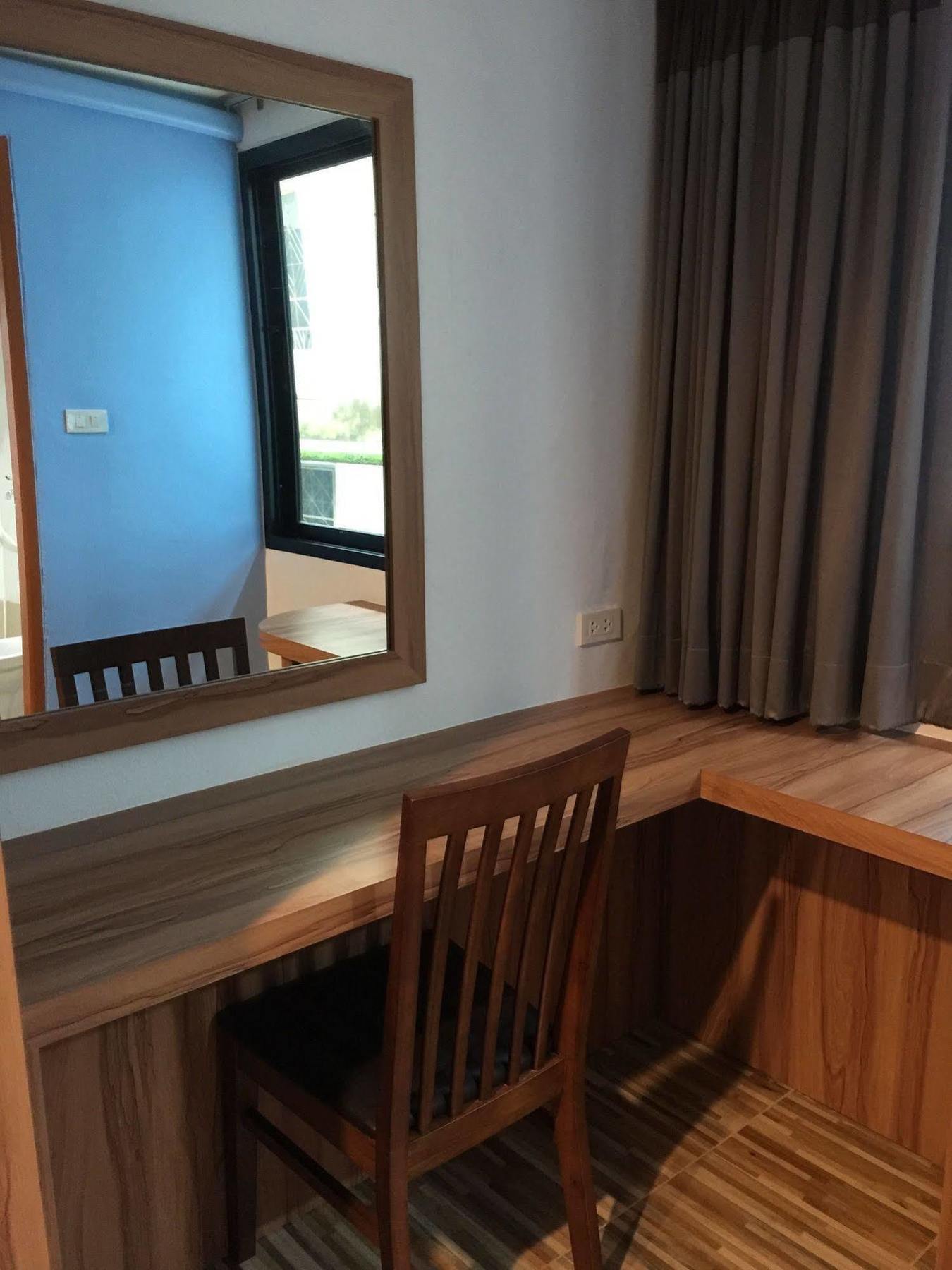 Oyo 1118 K L Boutique Hotel Krabi Bagian luar foto